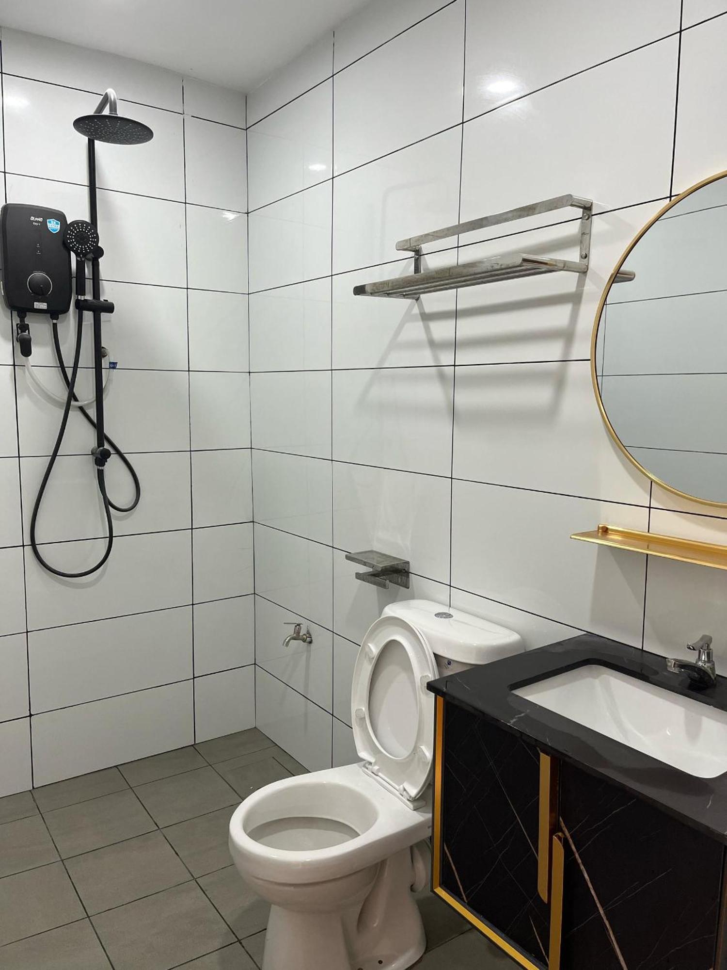 Halo Hotel Семпорна Екстериор снимка
