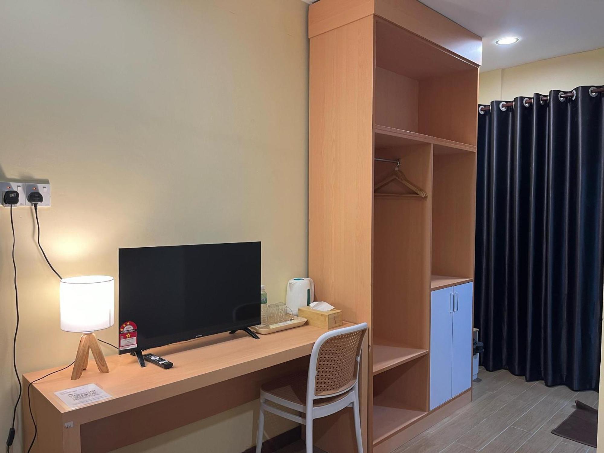 Halo Hotel Семпорна Екстериор снимка