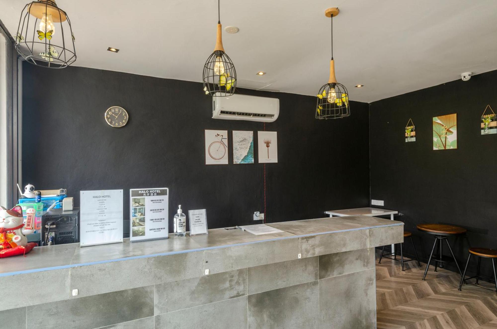 Halo Hotel Семпорна Екстериор снимка