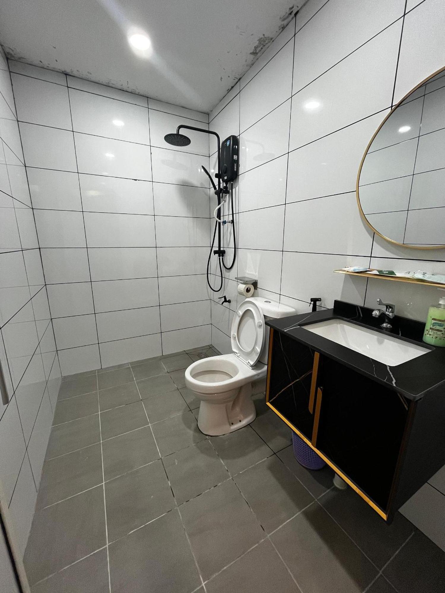 Halo Hotel Семпорна Екстериор снимка