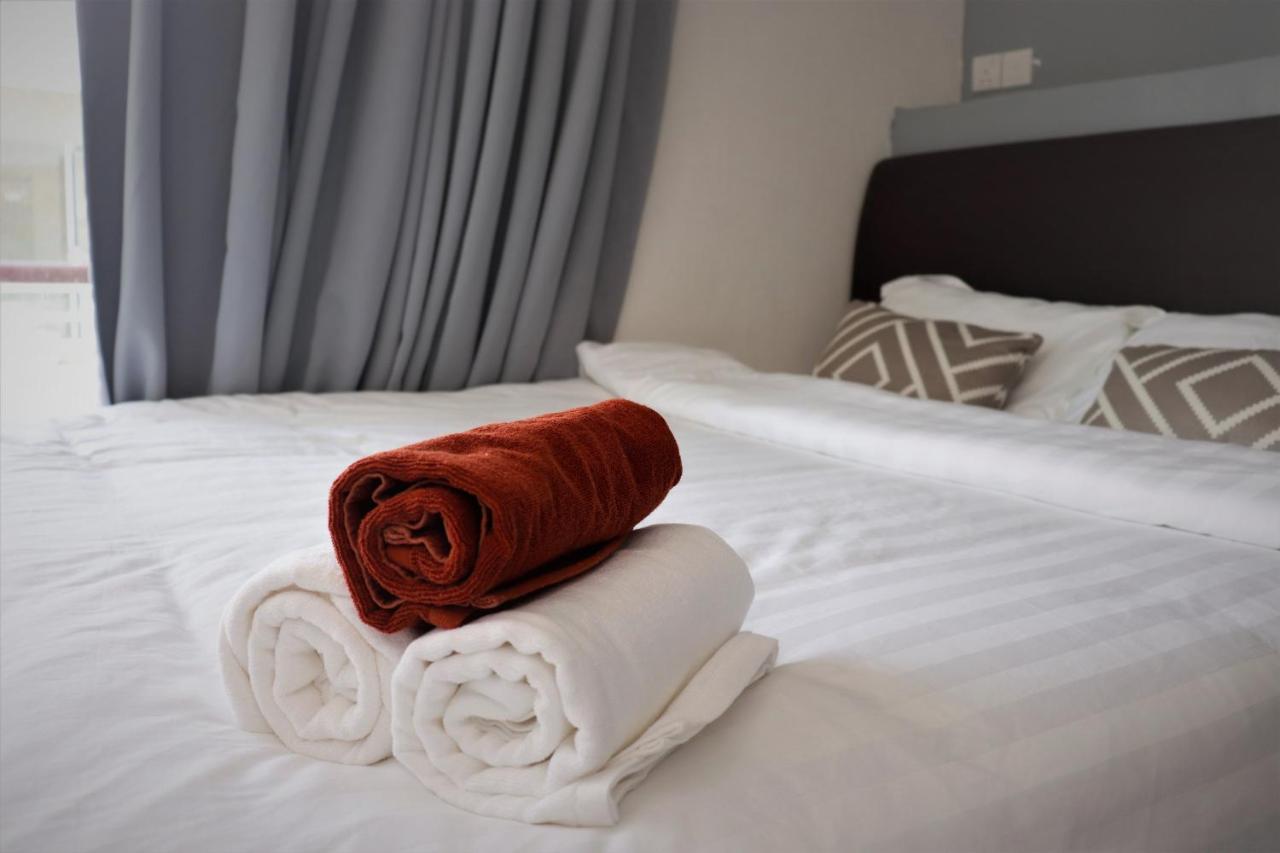 Halo Hotel Семпорна Екстериор снимка