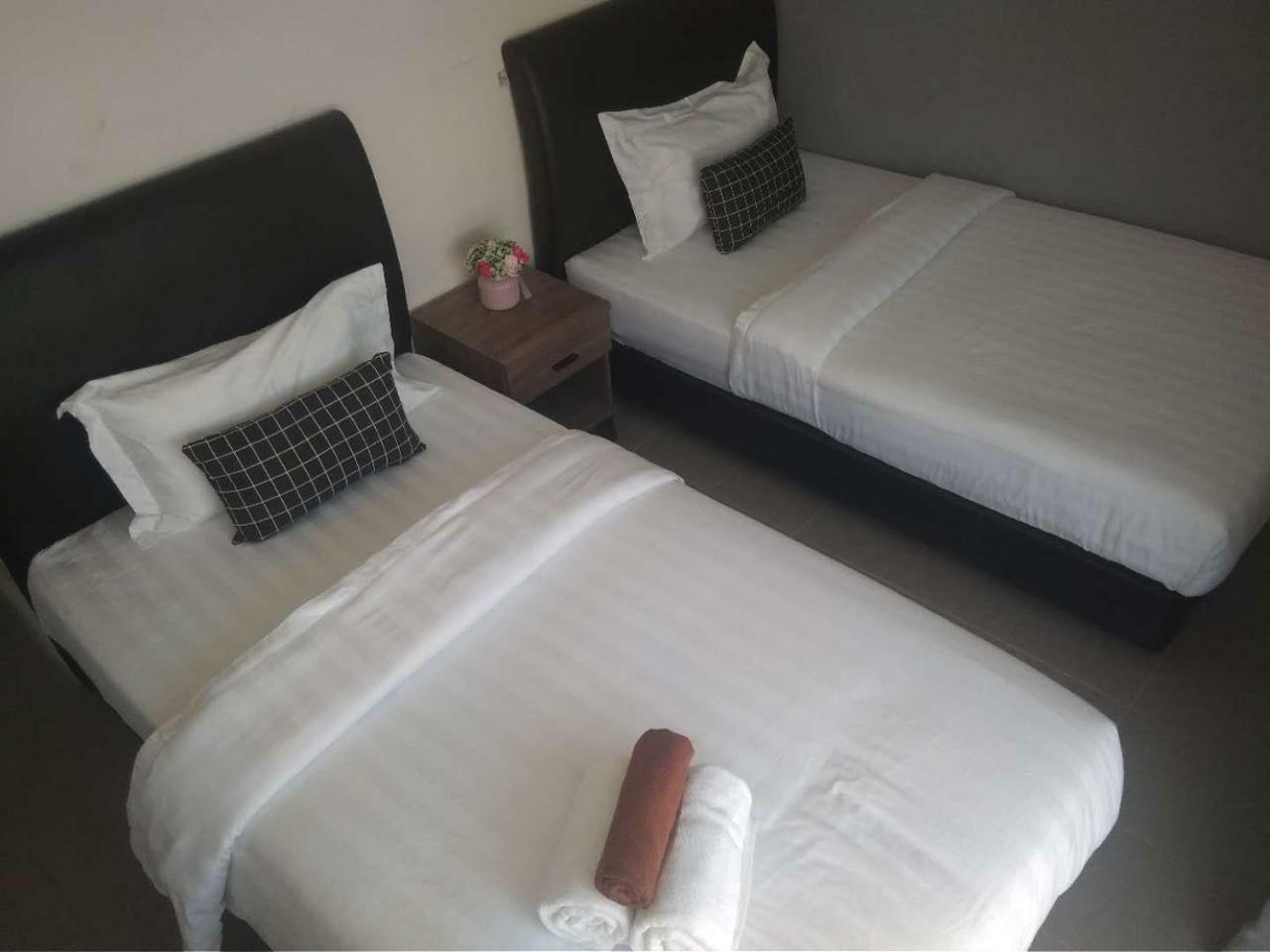 Halo Hotel Семпорна Екстериор снимка